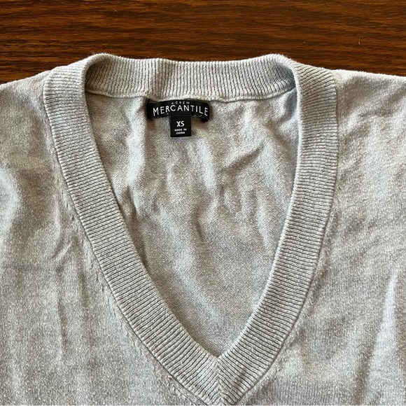 Sweater - Picture 2 of 9